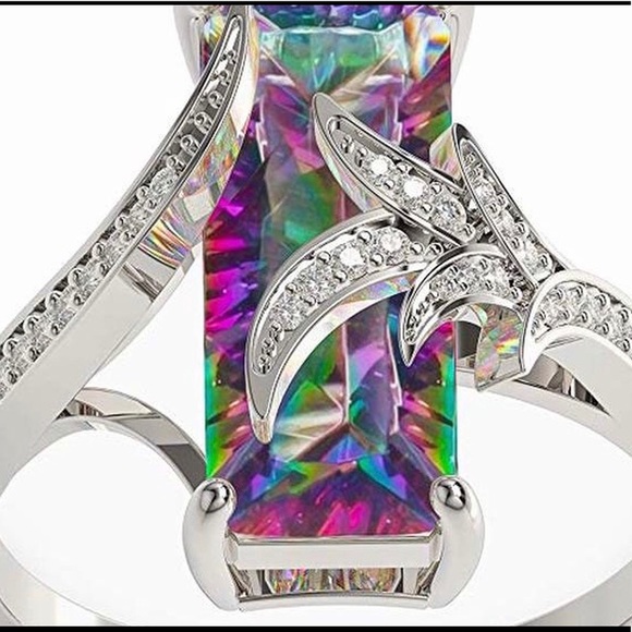 Ring - Picture 3 of 3